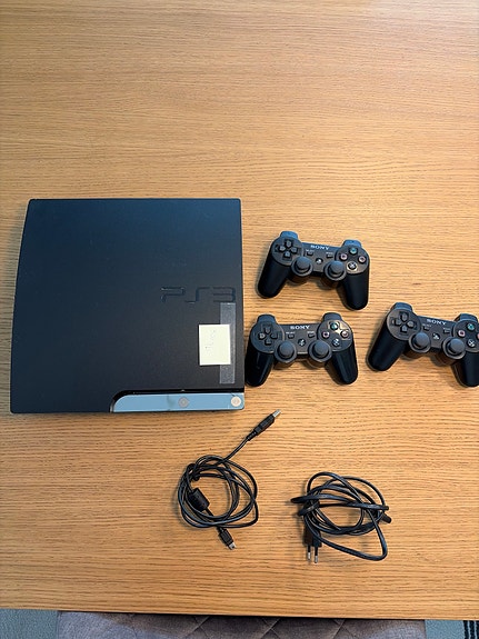 Sony PlayStation 3 pelikonsoli