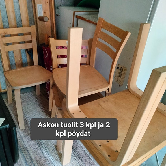 Askon tuolit ja pöydät