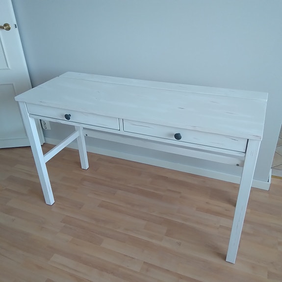 Ikea Hemnes työpöytä