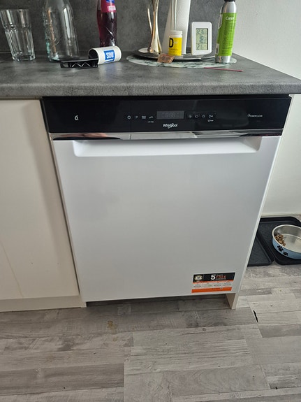 Whirlpool astianpesukone tason alle 60cm