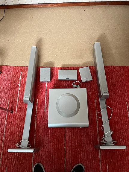 Pioneer kotiteatteri kaiuttimet