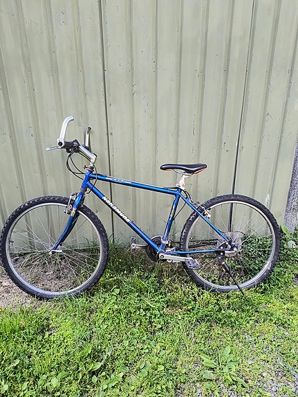 Nakamura Equinox Maastopyörä 26"