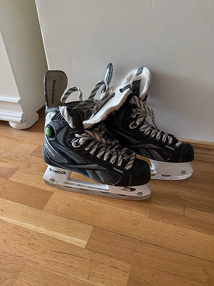 Reebok jääkiekkoluistimet