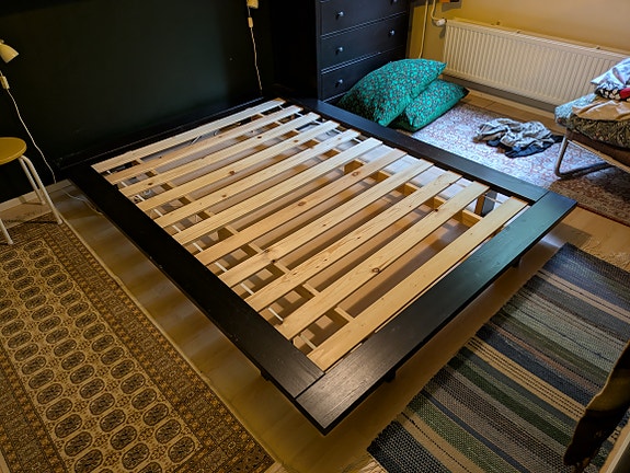 Futon sängyn runko