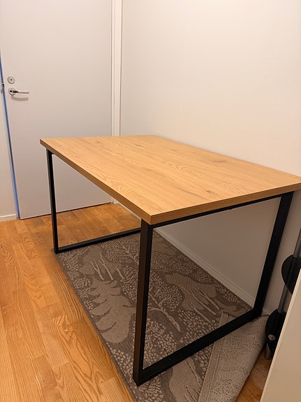 Ruokapöytä 120 x 80 cm