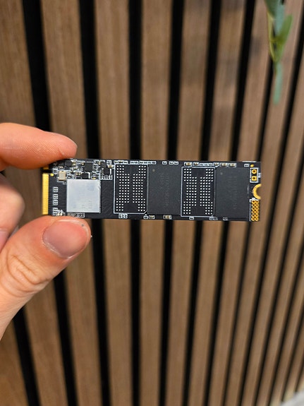 500 GB M.2 NVMe SSD – Ei tunnistu BIOSissa tai Windowsin asennuksessa