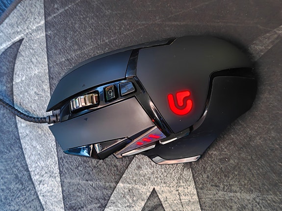 Logitech G502 Pelihiiri