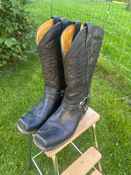 Sarria bootsit koko 43