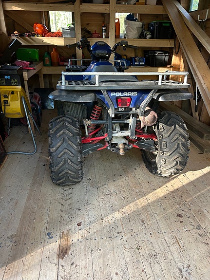 Polaris sportman 600 cm3 4 tahti