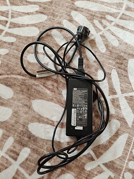 Virtalähde kannettava tietokone