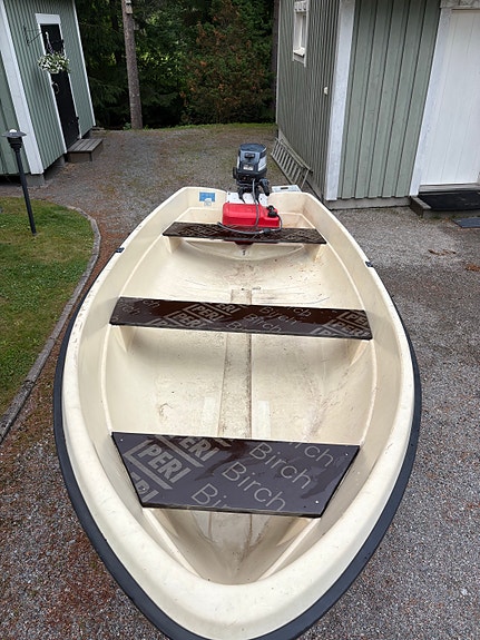 Terhi 385 + yamaha 9.9