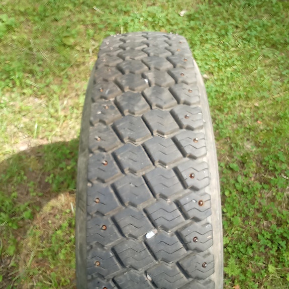 Michelin 10r 17.5 rengas