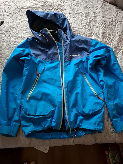 Everest ulkoilutakki S sininen