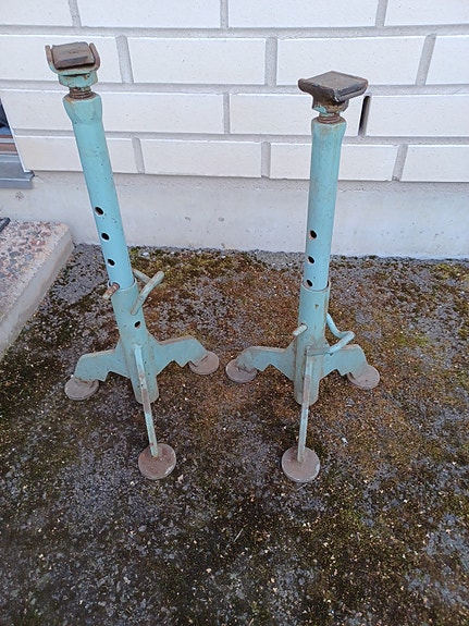 Auton korjaus pukit 2kpl