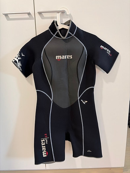 Mares Reef 2.5 märkäpuku