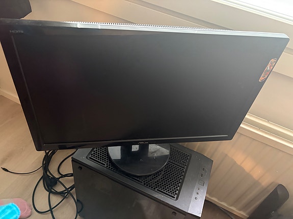 Asus VE247H LED-näyttö