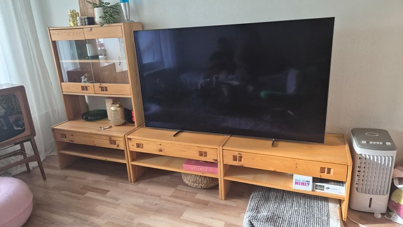 Retro kirjahylly/tv-taso