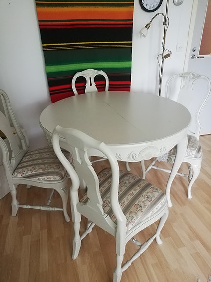 Talonpoikaisrokokoo kalusto