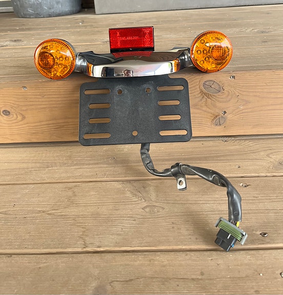 Harley-Davidson OEM alkuperäinen 3-in-1 takavalo