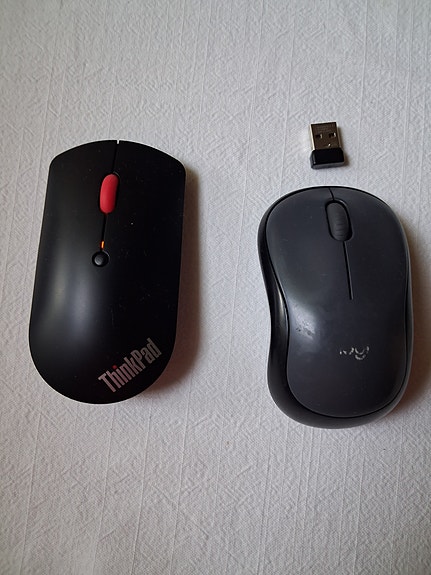 Käyttämätön Lenovo ThinkPad Bluetooth-langaton hiiri