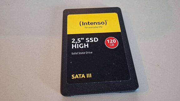 120gb ssd 2,5" 5/8