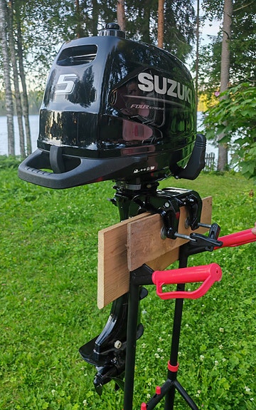 Suzuki DF 5AS perämoottori (uusi, ajettu 2h, osstettu 3 viikkoa sitten) – Takuu