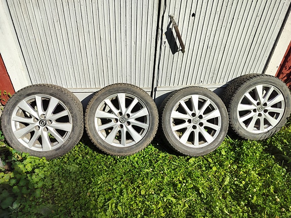 Mazda 6 GT 17" vanteet nastoilla