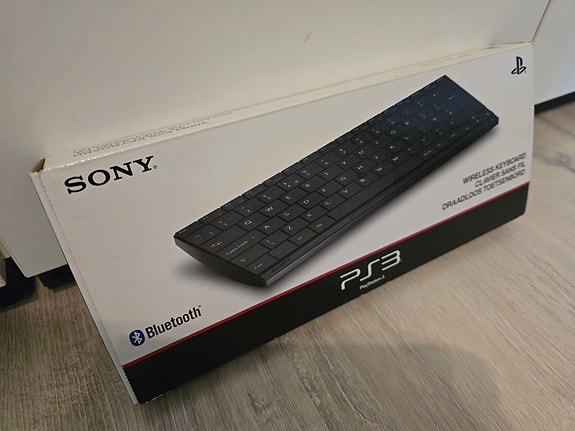 Sony langaton Bluetooth-näppäimistö PS3:lle