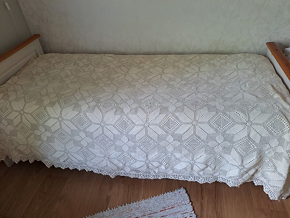Virkattu päiväpeite