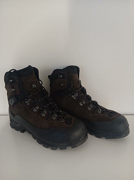 Käyttämättömät Lowa Cevedale GTX -kengät