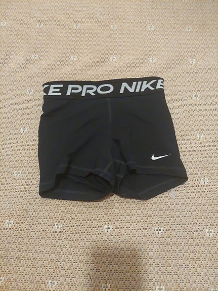 Nike pro shortsit