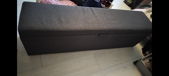 IKEA sängynpääty säilytysrahilla harmaa