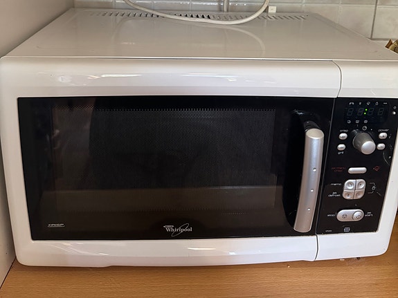 Whirlpool mikroaaltouuni valkoinen