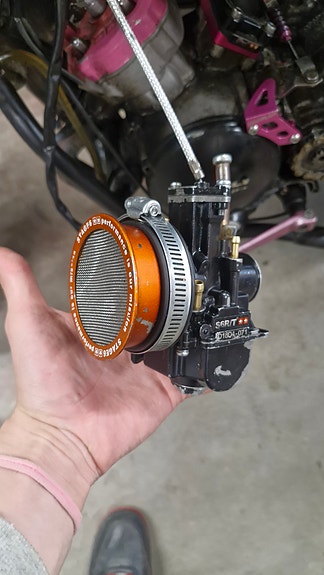 Stage6 kaasutin 24mm