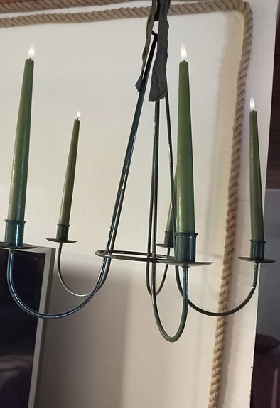Kynttelikkö ja led-kynttilät