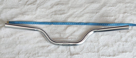 varattu !Hopeinen polkupyörän ohjaustanko 60 cm