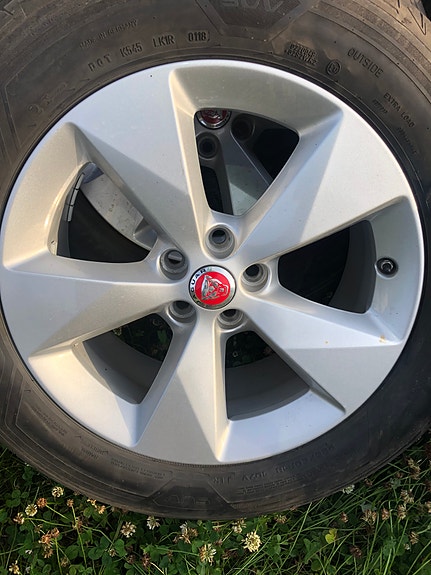 Jaguar oem alut 5x108 TPMS kesä 235/60-18 erittäin hyvä sarja