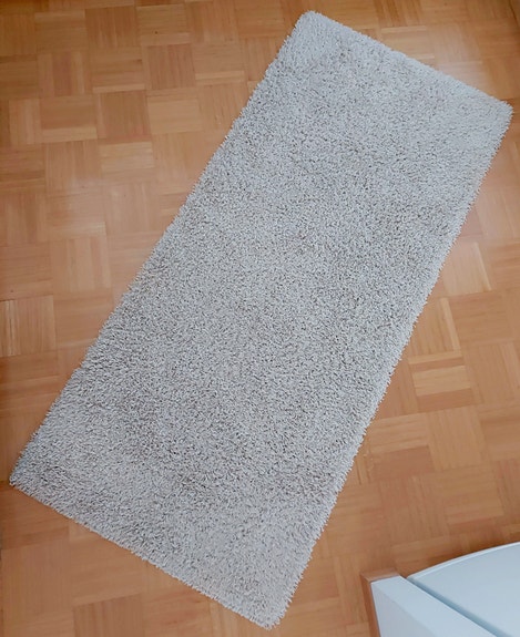 Beige nukkamatto, koko 70x160 cm