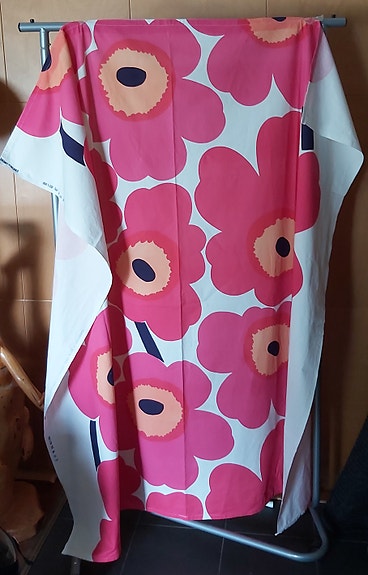 Marimekko Maija Iso Unikko pöytäliina