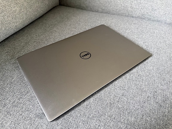 Dell XPS 13 kannettava tietokone 13" harmaa