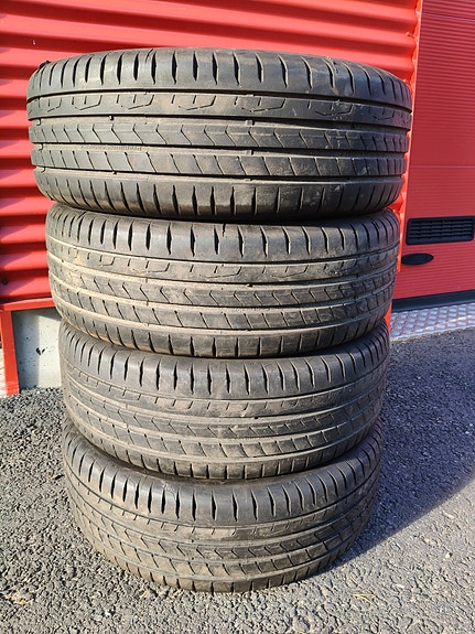 Continental 215/60R17