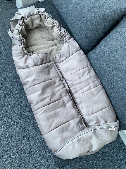 Beige Emma lämpöpussi rattaisiin