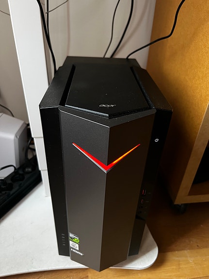 Acer pöytätietokone musta