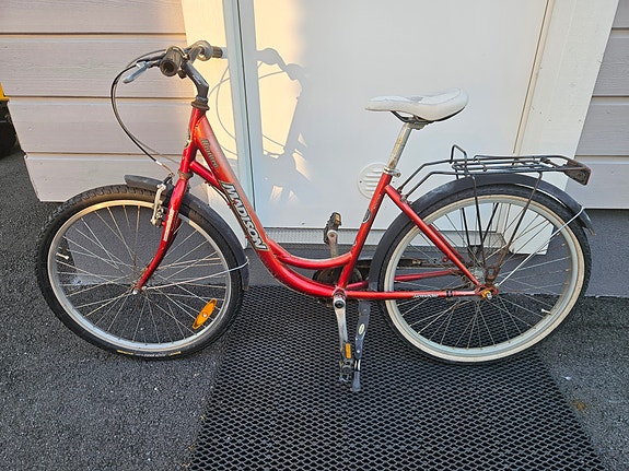 24" tyttöjen polkupyörä