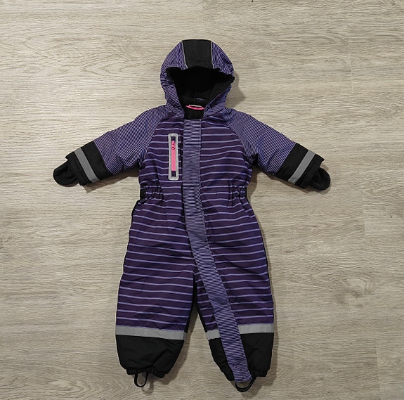 Lindex lasten violetti talvihaalari