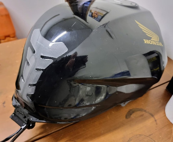 Honda 1000cbr moottoripyörän bensatankki musta