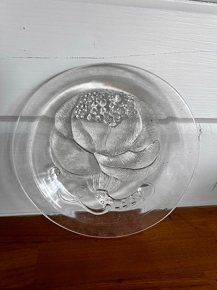 Iittala lasilautanen kukkakuvio