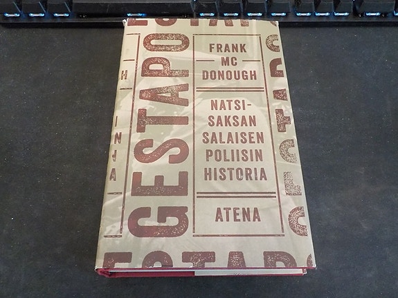 Donough, Frank McDonough - Natsi-Saksan salaisen poliisin historia