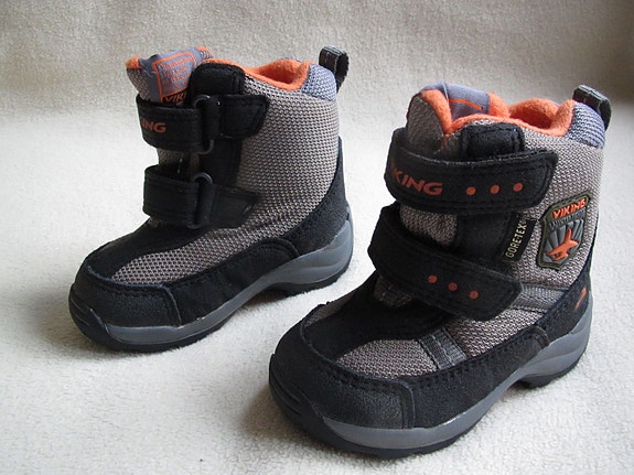VIKING GORE-TEX talvik., koko 20, LÄHES UUDET