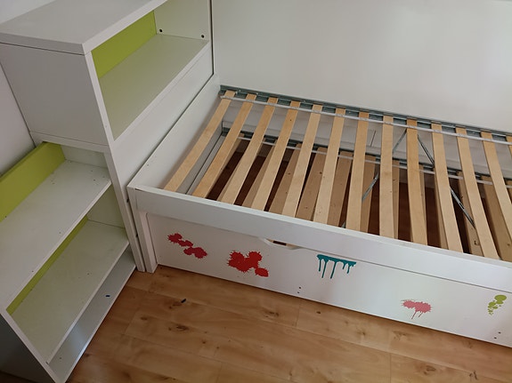 Juniorisänky